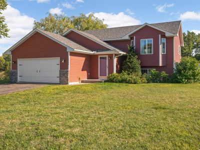 2306 Maple Ln