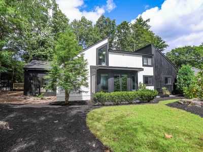 Property at 10 Deacon Drive, Nashua, NH