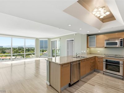 322 Karen Ave Unit 701