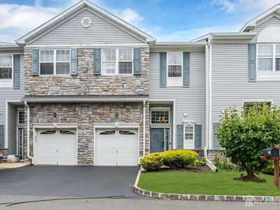 27 Hanna Ln