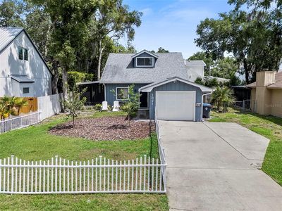 1871 Bryan Ave