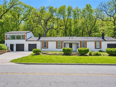 8850 Woodland Rd