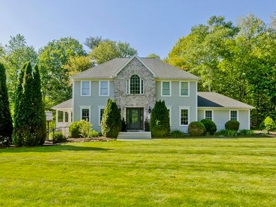 53 Highland Ln
