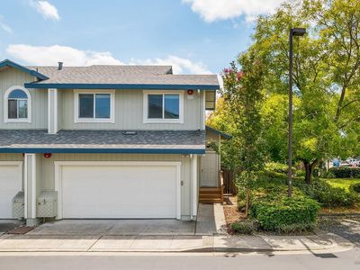 42 Meridian Circle