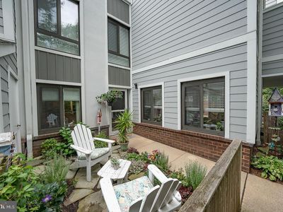 1710 Oakwood Ter APT 4G