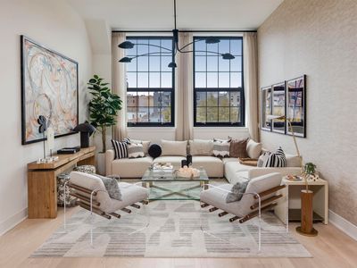 38 Jackson St #707