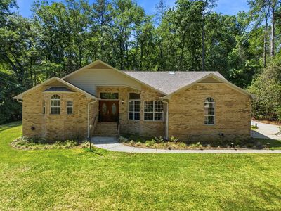 3549 Lakeshore Dr