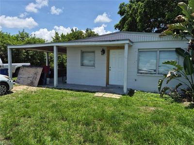 1002 Adams AVE