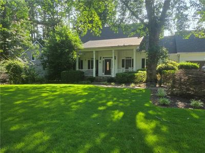Property at 896 Fairwood Way NW, Acworth, GA