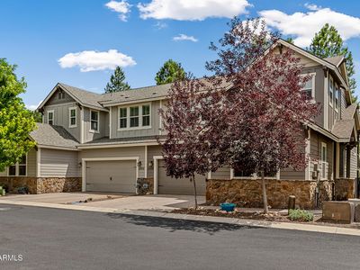 3104 S HANNAH Lane
