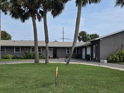 153 University Cir