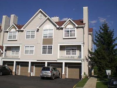 31 Edinburgh Ct