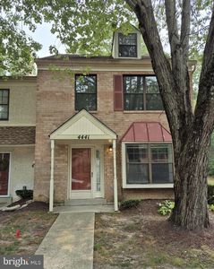 4441 Yorktown Pl