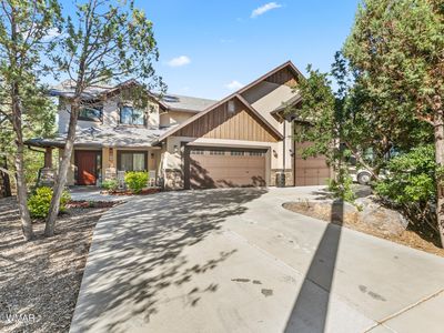200 W Long Leaf Dr
