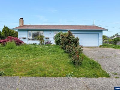 228 NW Denton Ave
