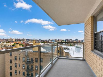 1020 Grand Concourse APT 10V
