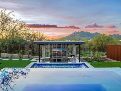 35584 N Rolling Creek Dr