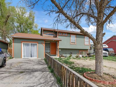 1420 Orchard Ave