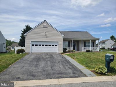 252 Berwick Ln