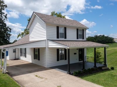 111 Cynthiana St