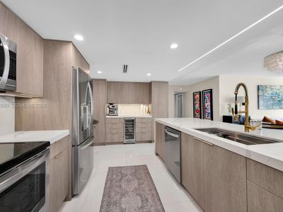 155 Ocean Lane Dr APT 413
