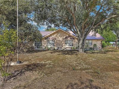 3701 N Fm 493