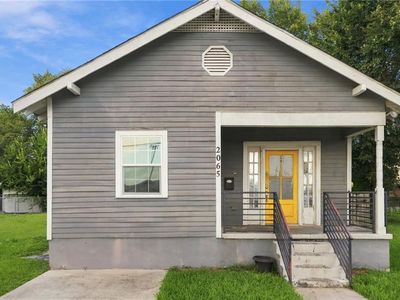 2065 Abundance St