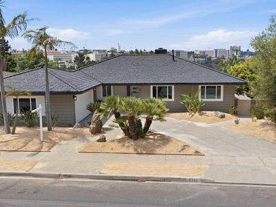 6111 Del Cerro Blvd