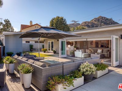 7868 Mesa Dr