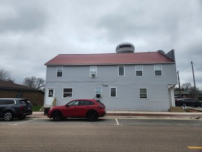 106 W Comanche Ave