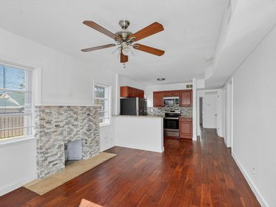 1011 W Lakewood Road