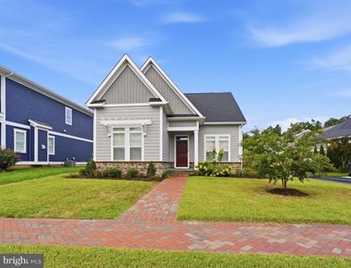 8082 Easton Village Dr