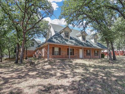 104 W Ash Ln