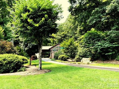 4 Timbersong Dr
