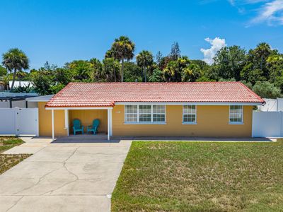 56 Poinsettia Dr