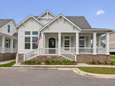 104 Whispering Oaks Dr