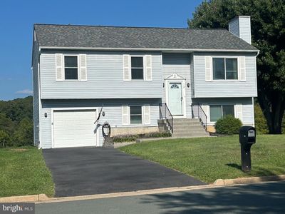 112 Nottingham Ct