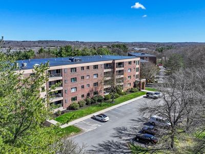 11 Ledgewood Way APT 1
