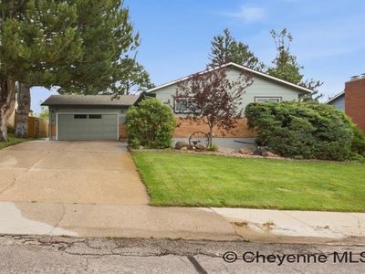 6135 Shaun Ave