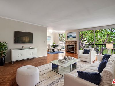 1351 N Crescent Heights Blvd APT 308