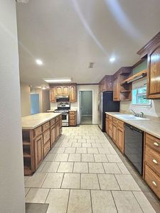 1070 County Road 200