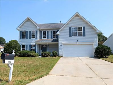 886 Charlotte Dr