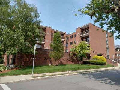 12 Mount Vernon St APT 25