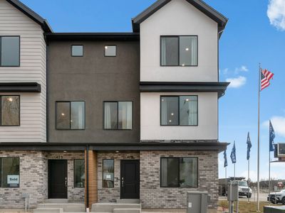 433 E 1415th St S #116