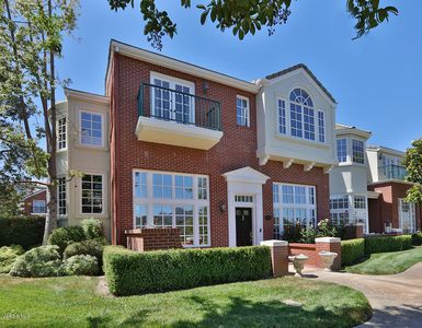 2442 Swanfield Ct