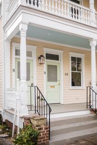 63 Montagu St APT A