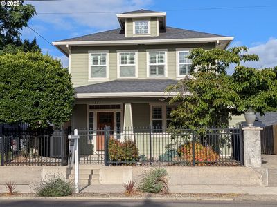 6225 N Greeley Ave