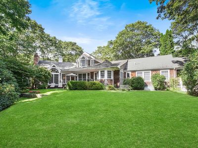 11 Whitney Ln