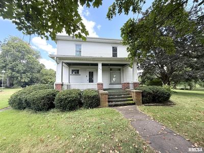 215 S East St