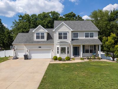 5250 Stapleton Dr
